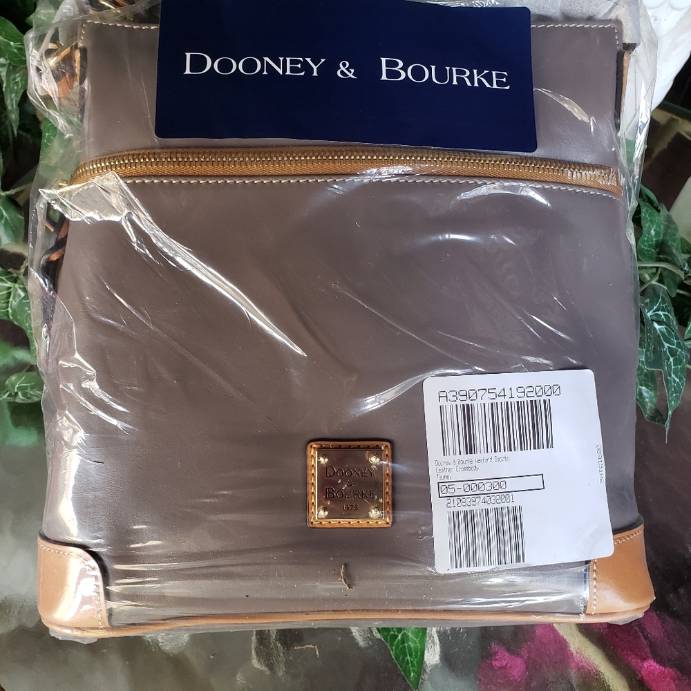 Dooney & Bourke Wexford Crossbody